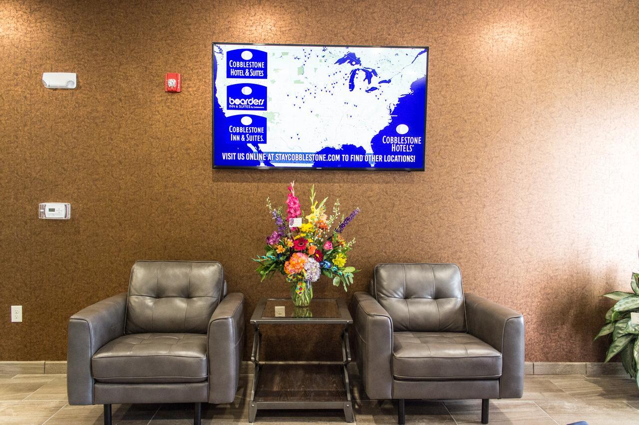 Cobblestone Hotel & Suites - Chippewa Falls Dış mekan fotoğraf