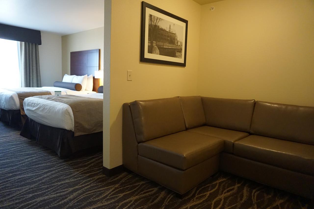 Cobblestone Hotel & Suites - Chippewa Falls Dış mekan fotoğraf