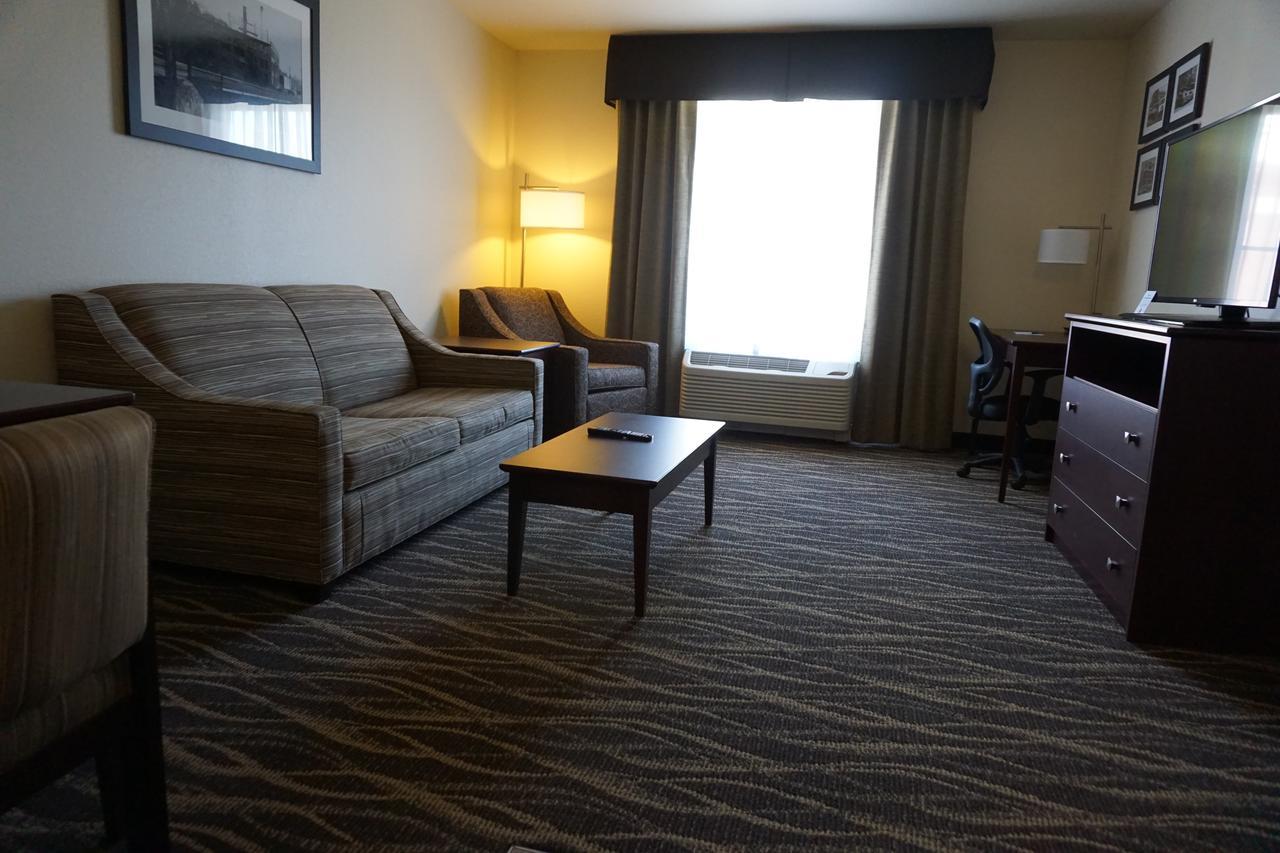 Cobblestone Hotel & Suites - Chippewa Falls Dış mekan fotoğraf