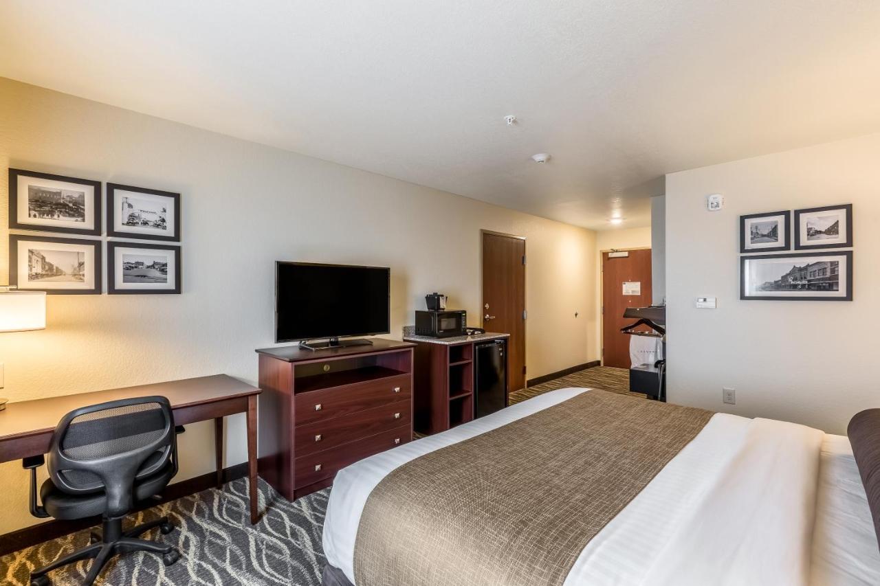 Cobblestone Hotel & Suites - Chippewa Falls Dış mekan fotoğraf