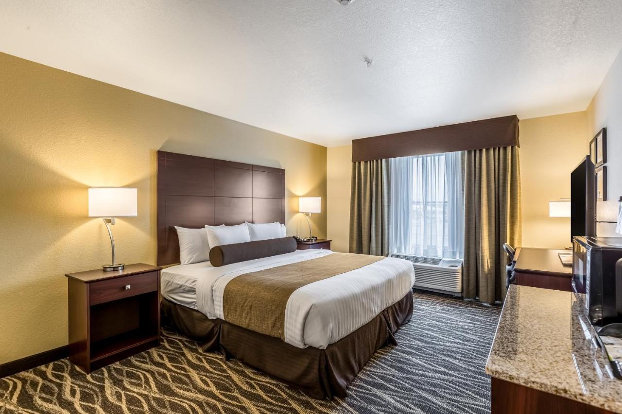 Cobblestone Hotel & Suites - Chippewa Falls Dış mekan fotoğraf